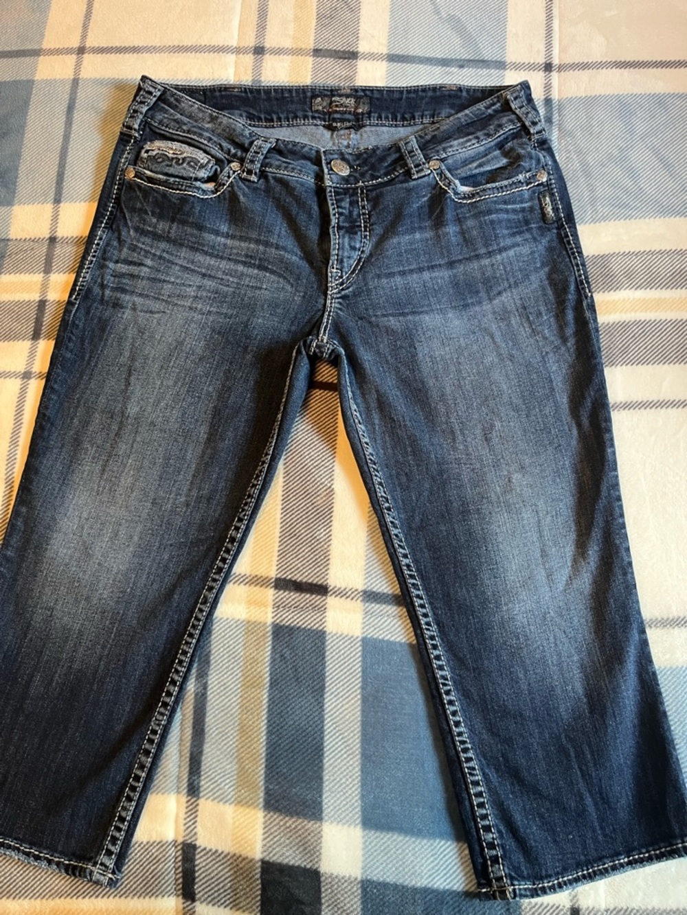 Silver Jeans Co Suki Flap Capri Denim